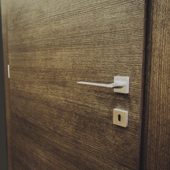 Porta interna laminatino ROVERE KAVA da cm. 80 x 210 H spinta destra BATTENTE -473