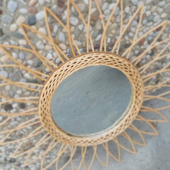 Specchiera in rattan naturale di diametro cm. 50-0