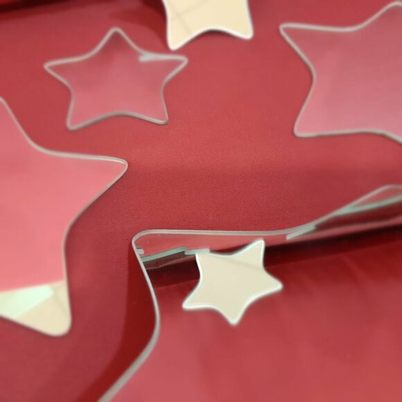 Set di specchi a forma di stelle di varia dimensione-551