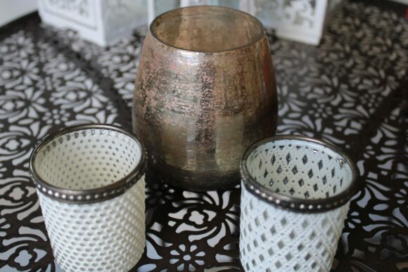 Porta Tealight in vetro Bianco rotondo da cm. Ø 5 x 6 H-1836