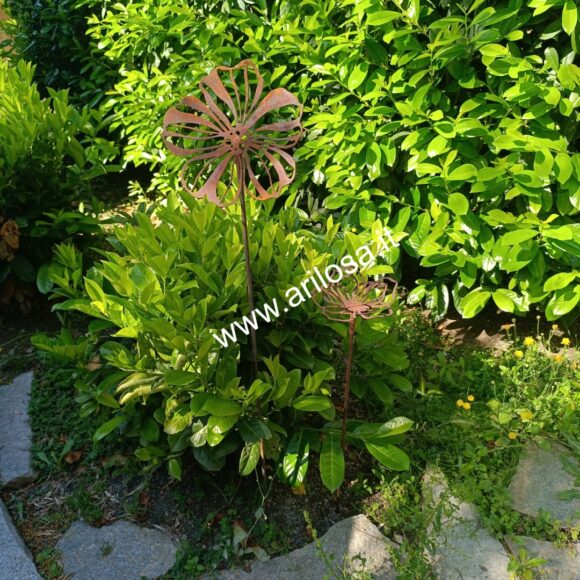 Decorazione in ferro Fiore Cosmea grande cm. 25 con asta L cm. 120 (componibile)-2270